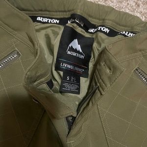 BURTON snowboard pants / Snow Pants - Like New - Women Small - Olive Green